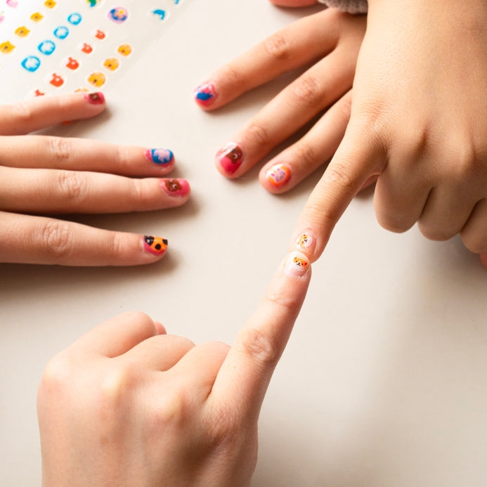200 friends Nail Stickers
